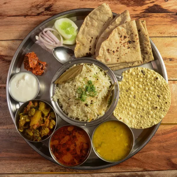 Veg Shahi Thali