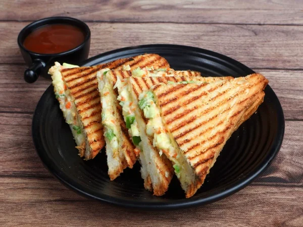 VEG GRILLED SANDWICH
