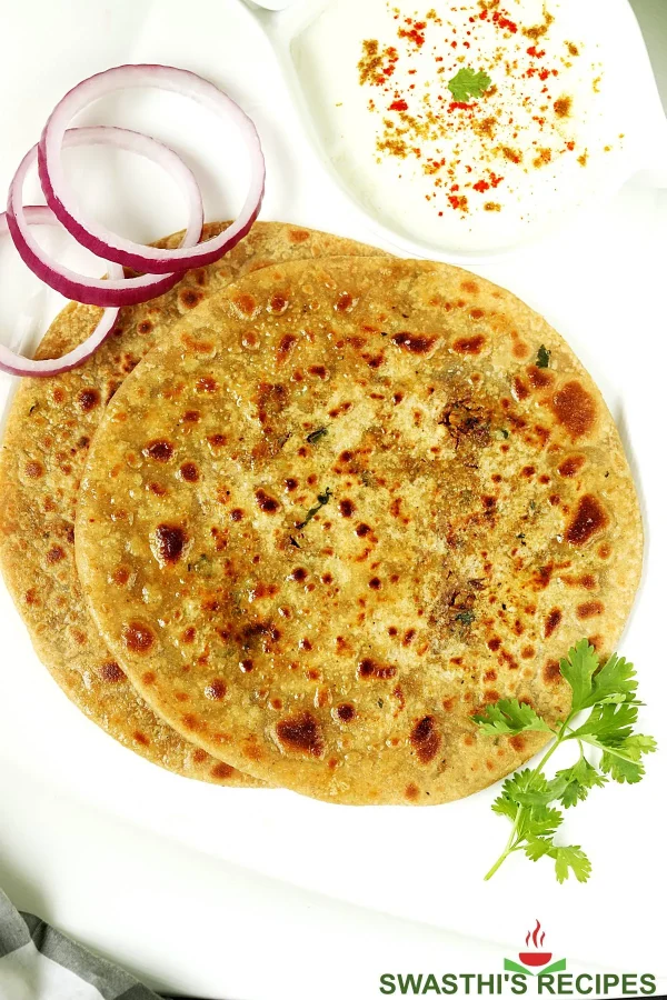 GOBHI PARATHA & CURD (2PCS)
