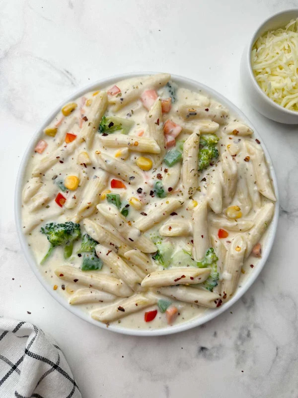 WHITE SAUCE PASTA